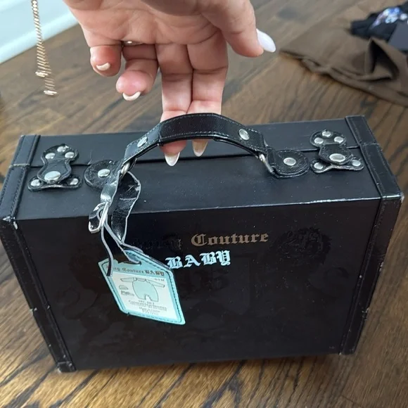 NIB Juicy Couture 3 Piece Set - Coveralls/Hat/Booties Gift Set - Picture 10 of 12